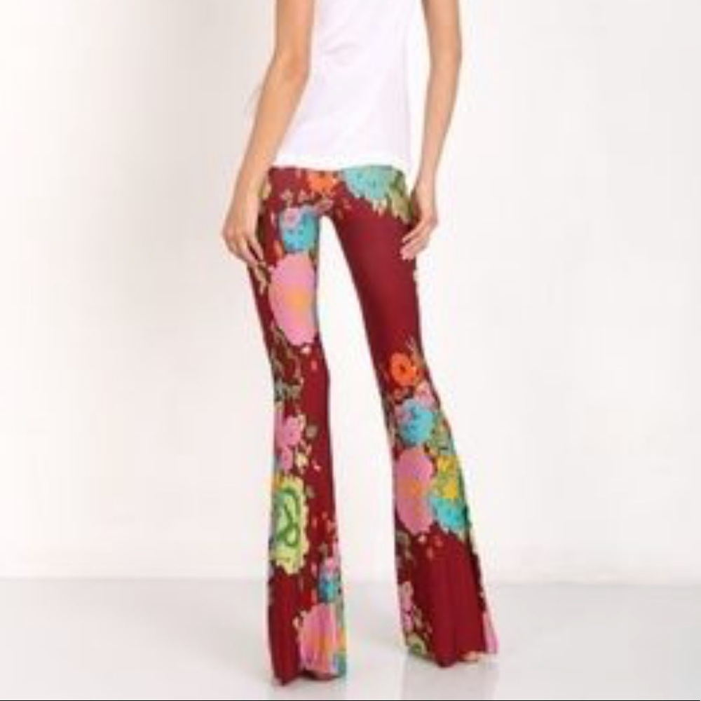Novella Royale Janis Bells Red
Gardener small